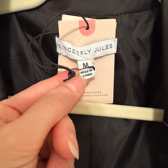 NWT Sincerely Jules Satin Blazer with Feather Cuff Sleeves and Jeweled Button - Picture 5 of 11